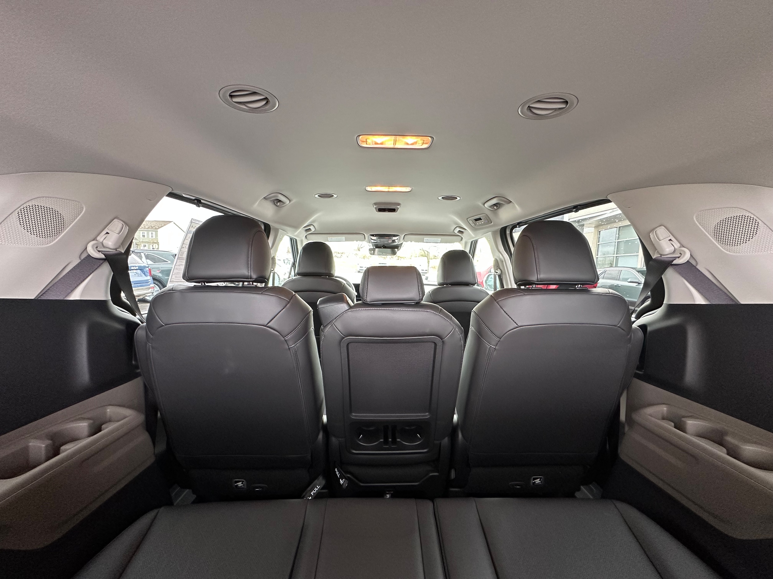 2026 Kia Carnival EX - Photo 12
