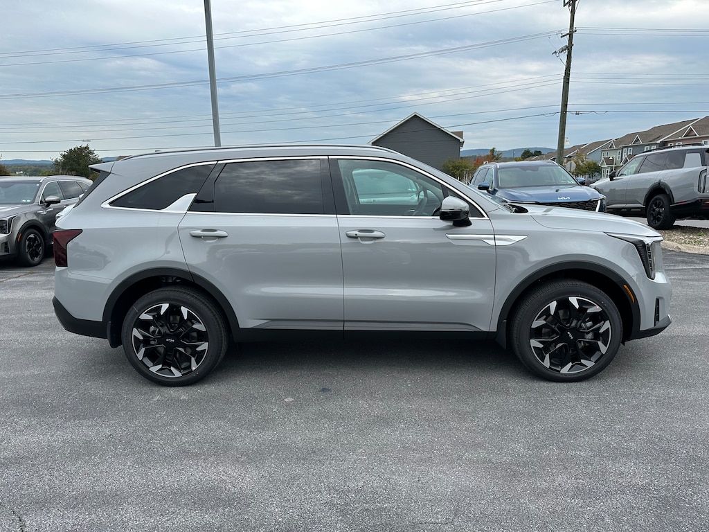 New 2026 Kia Sorento EX SUV