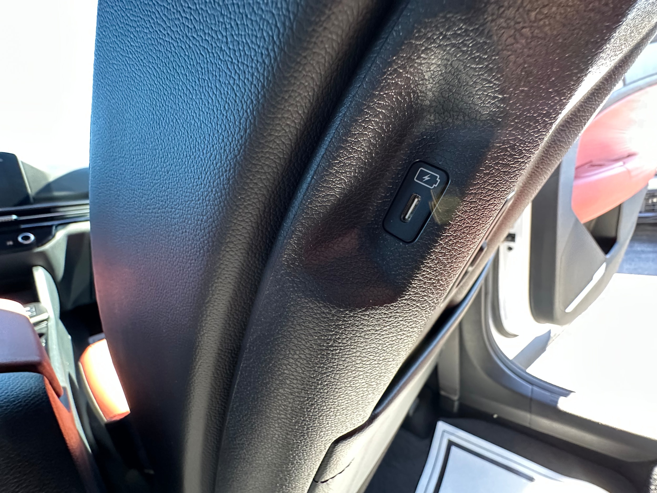 2026 Kia Sportage SX Prestige - Photo 17
