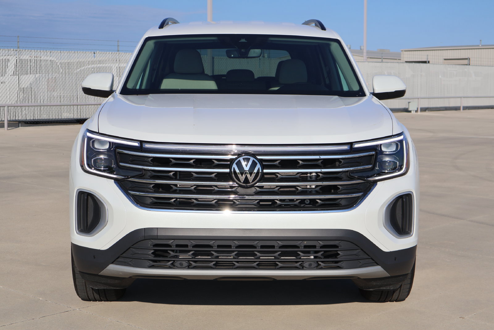 Used 2026 Volkswagen Atlas 2.0T SE w/Technology