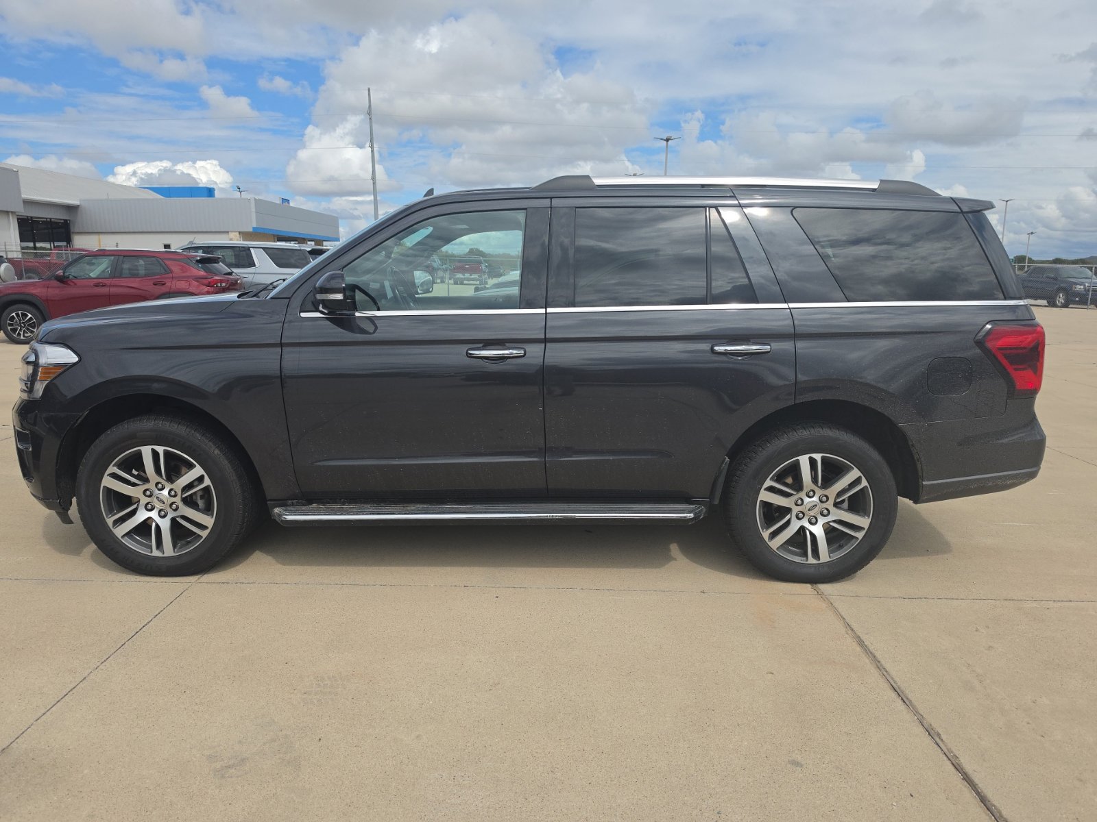 Used 2023 Ford Expedition Limited
