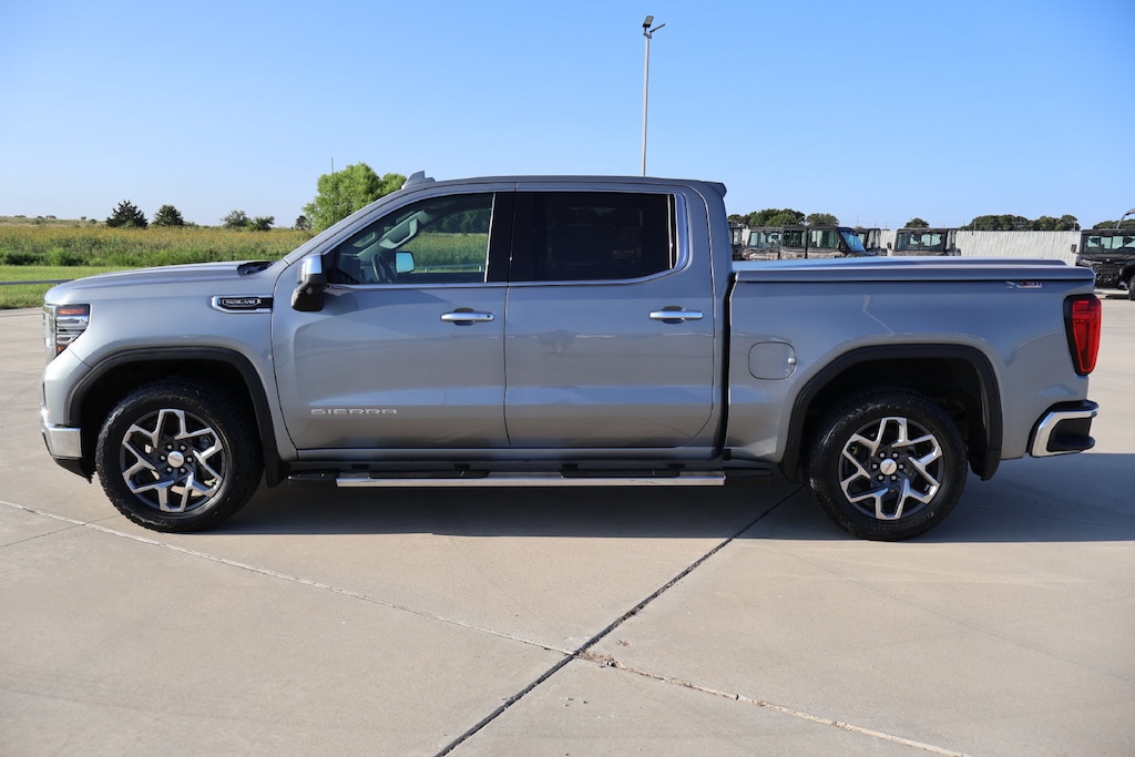 Used 2023 GMC Sierra 1500 SLT Truck