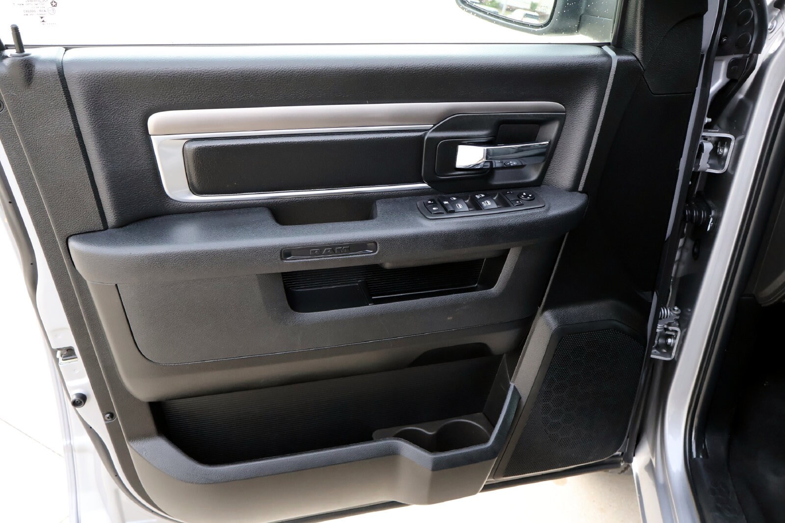 2024 RAM Ram 1500 Classic Warlock - Photo 16