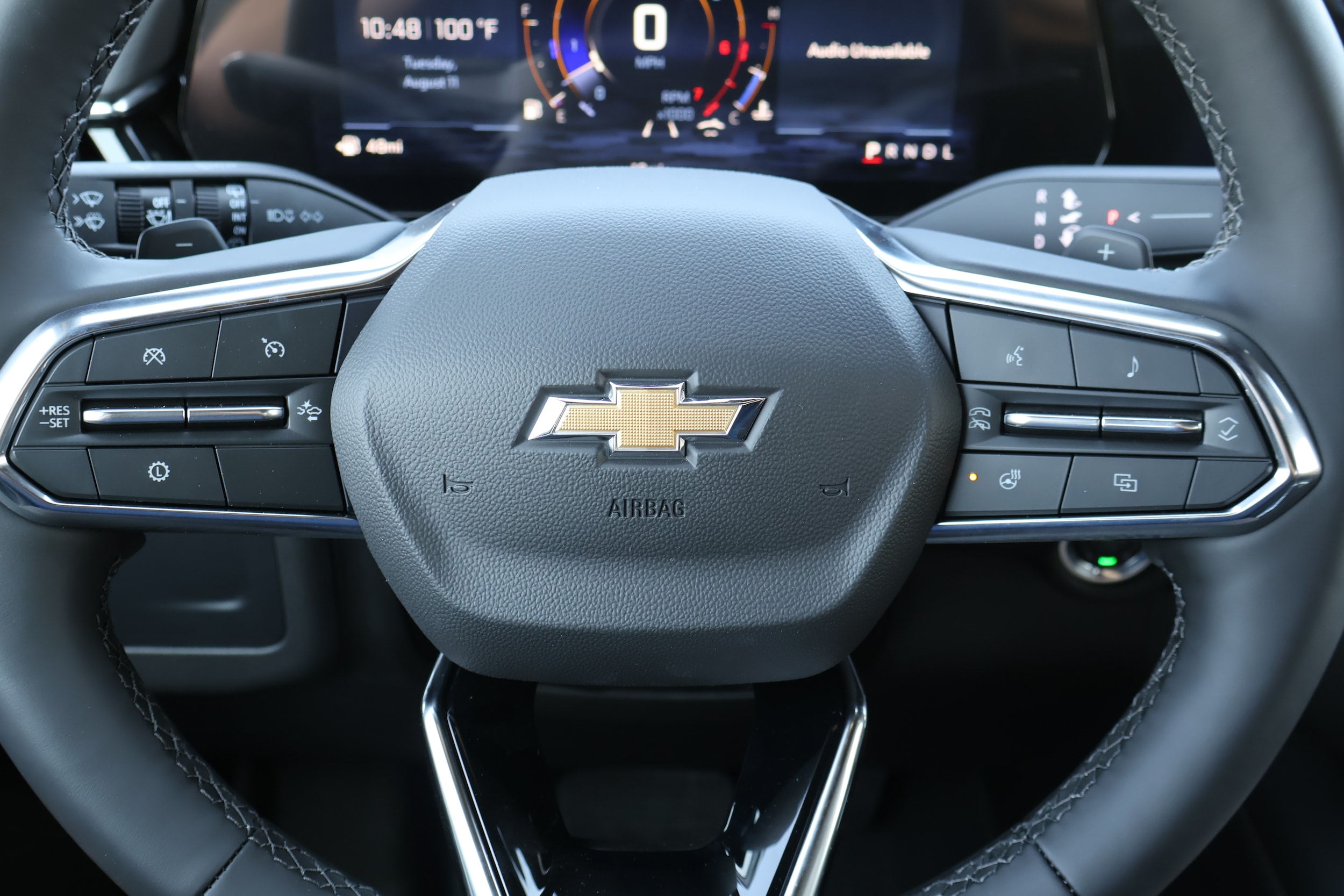2026 Chevrolet Suburban Premier - Photo 13