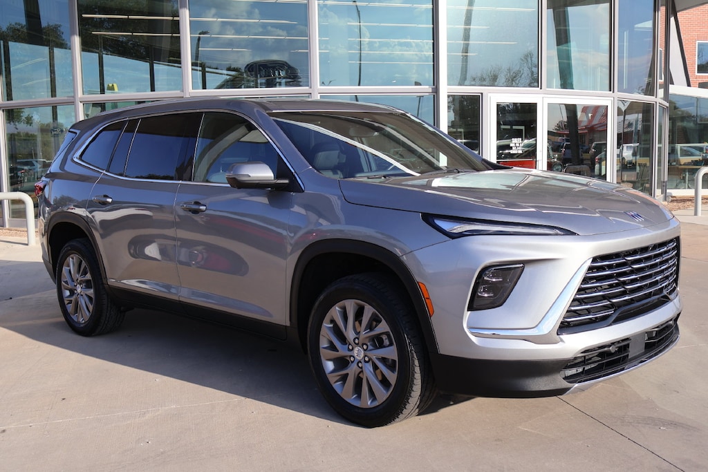 Used 2025 Buick Enclave Preferred SUV