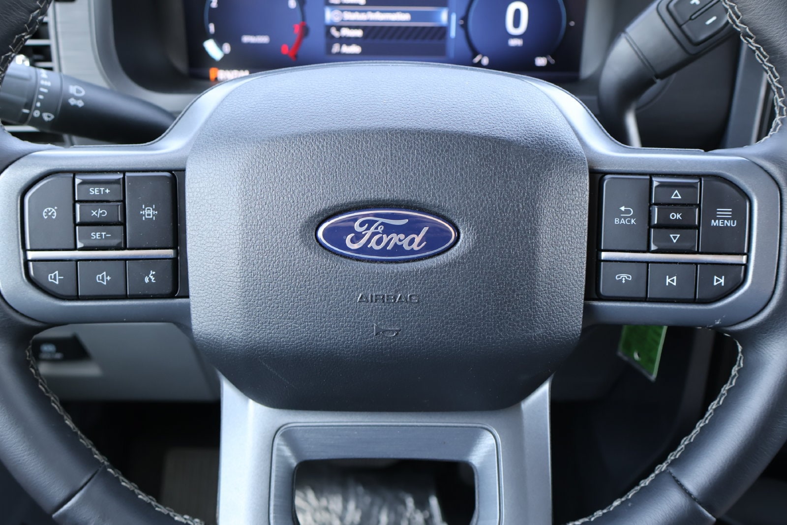 2025 Ford F-150 XLT - Photo 23