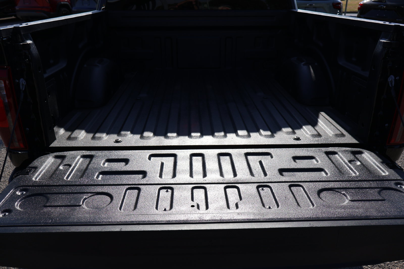2025 Ford F-150 XLT - Photo 10