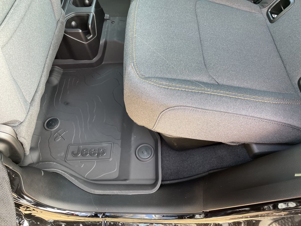 2026 Jeep Gladiator Sport - Photo 29