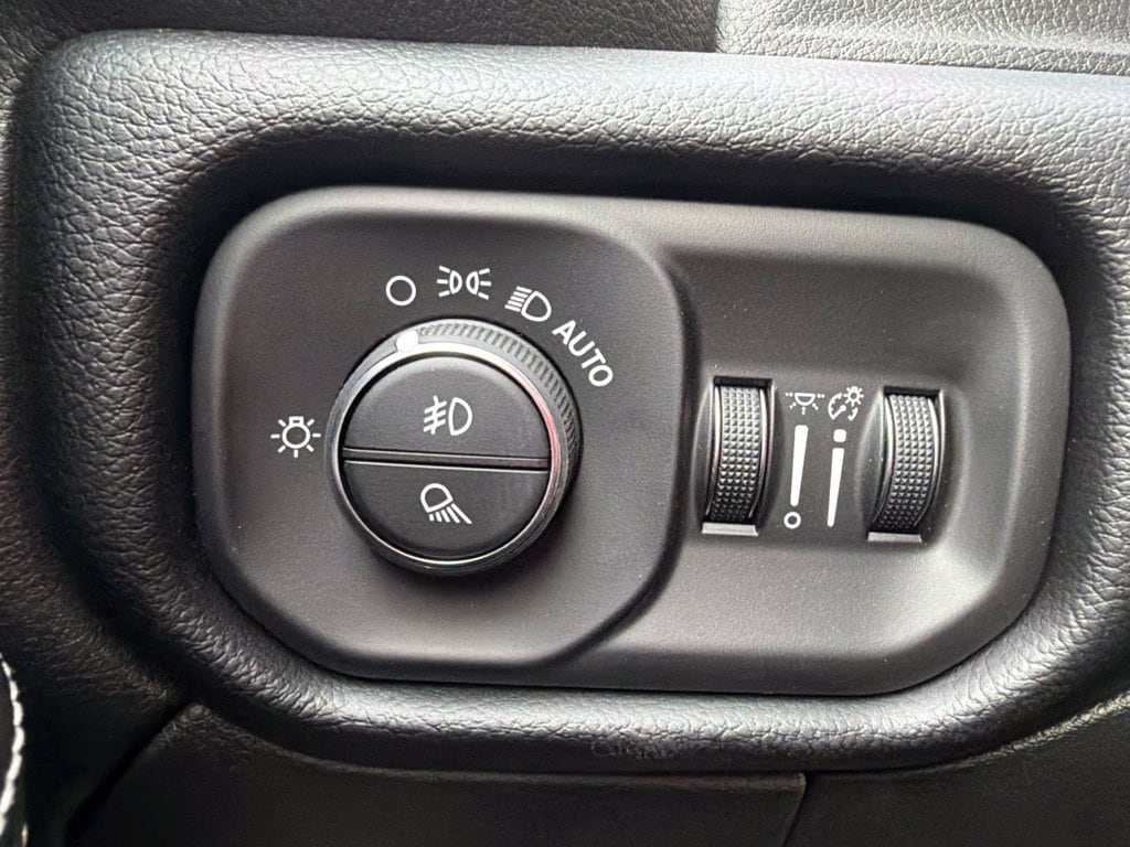 2026 RAM 2500 Laramie - Photo 20