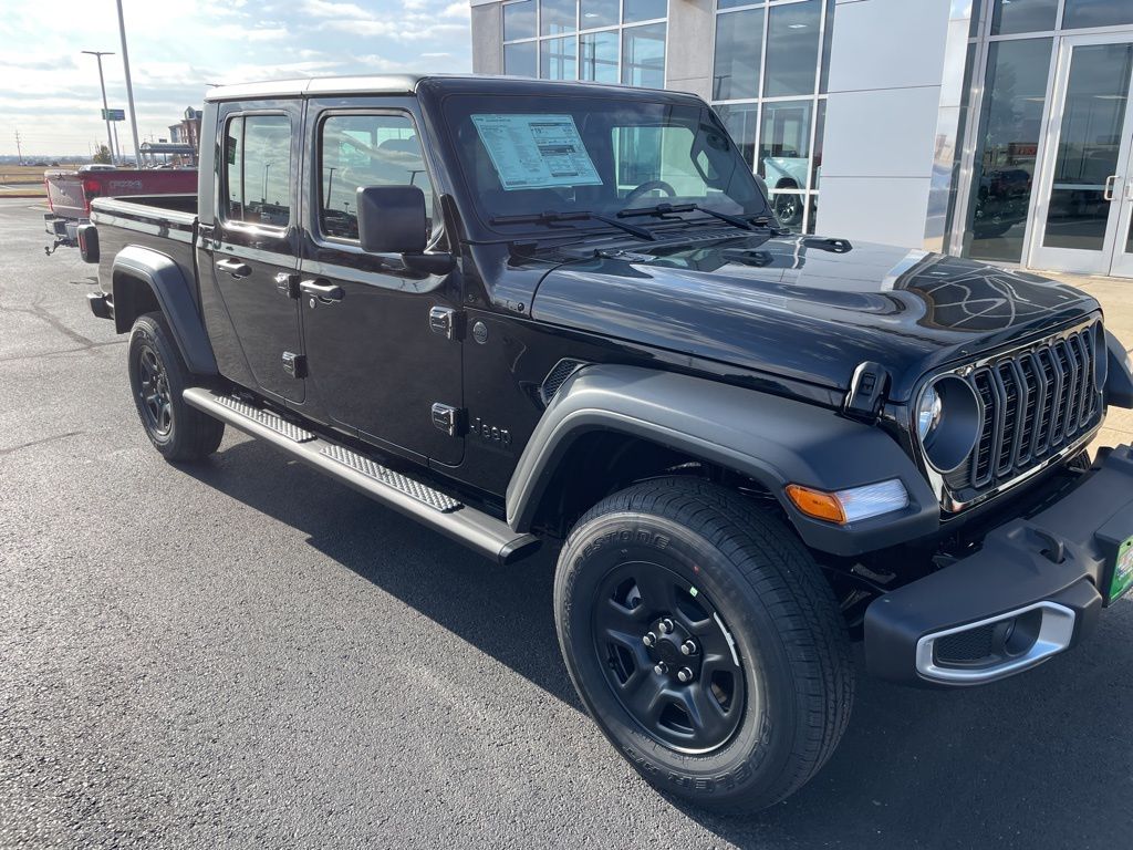 2026 Jeep Gladiator Sport - Photo 8