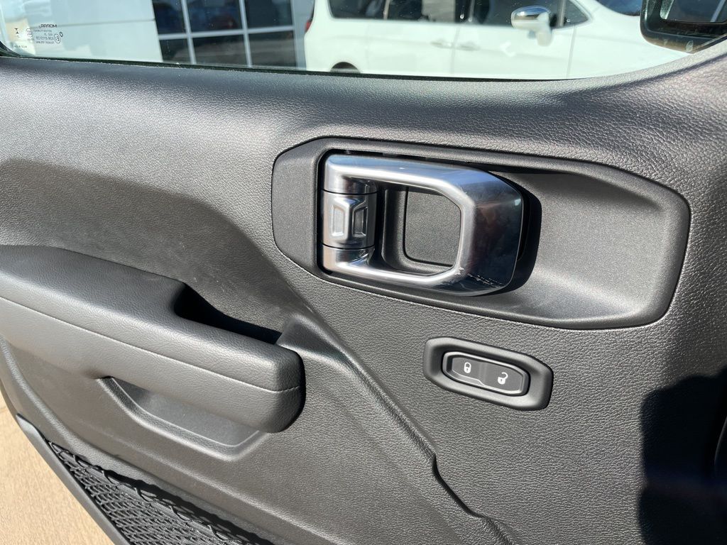 2026 Jeep Gladiator Sport - Photo 13