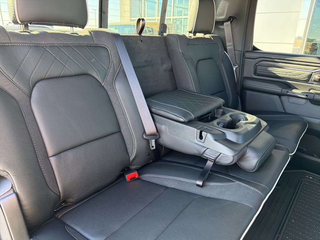 2026 RAM 1500 Limited - Photo 24