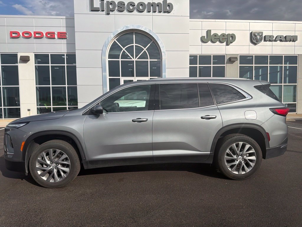 Used 2026 Buick Enclave Preferred SUV