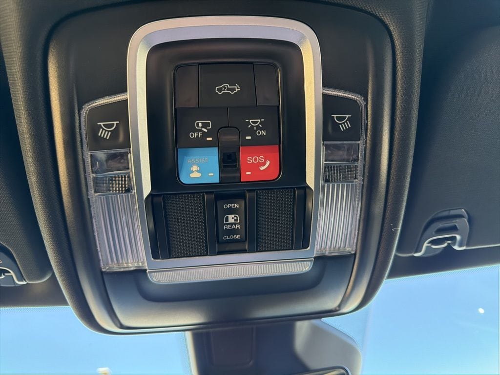 2026 RAM 1500 Limited - Photo 43