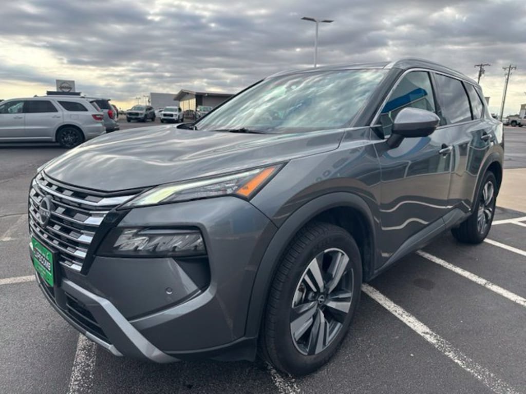 Used 2026 Nissan Rogue SL
