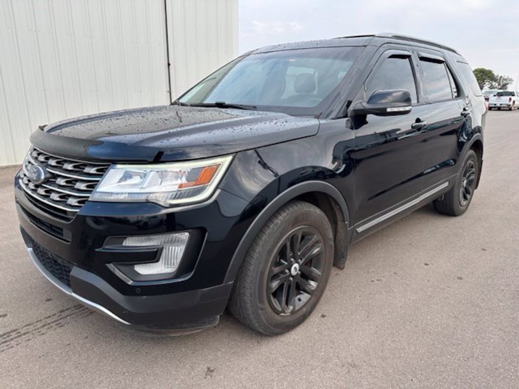 Used 2016 Ford Explorer XLT SUV