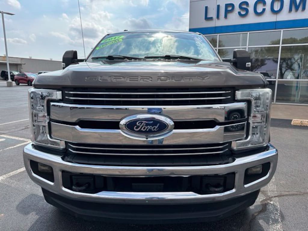 Used 2017 Ford F-250 Lariat Truck