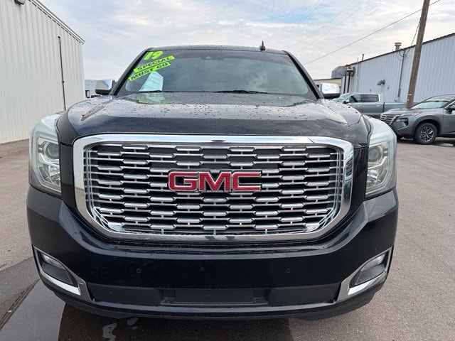 Used 2019 GMC Yukon XL Denali with VIN 1GKS2HKJ4KR228366 for sale in Elk City, OK