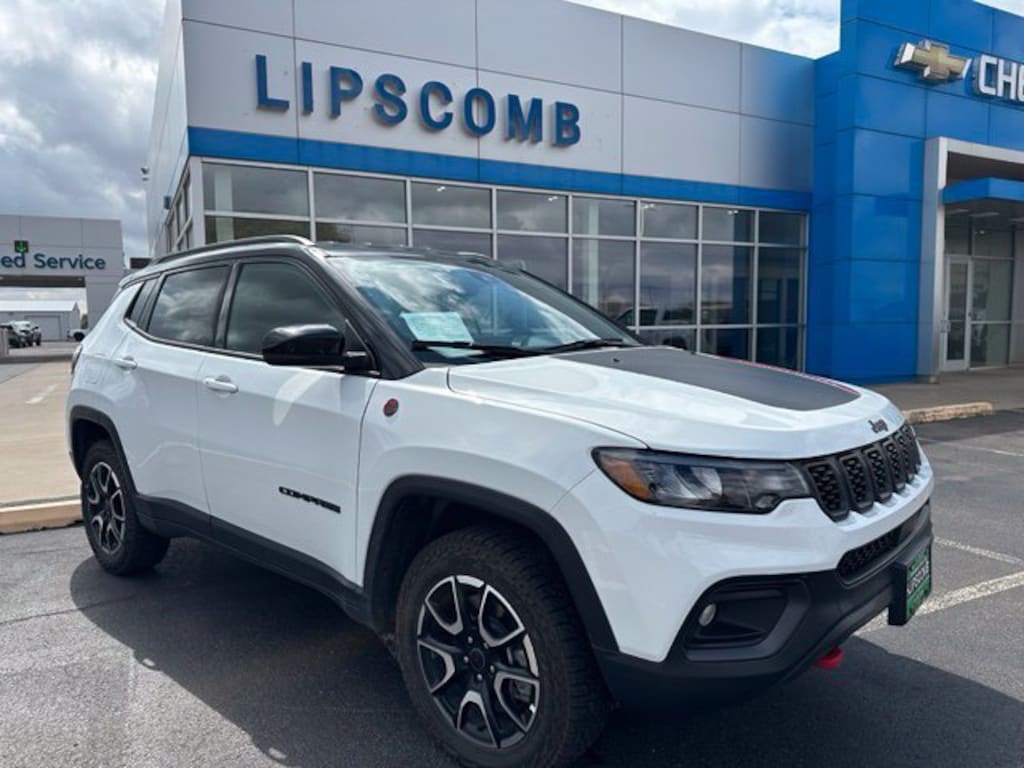 Used 2026 Jeep Compass Trailhawk