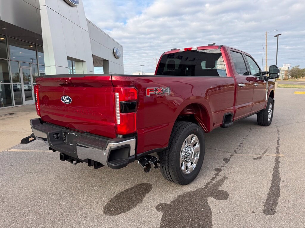 New 2027 Ford F-350SD Lariat Truck