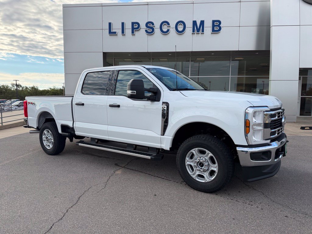 2027 Ford F-250 Super Duty XLT
