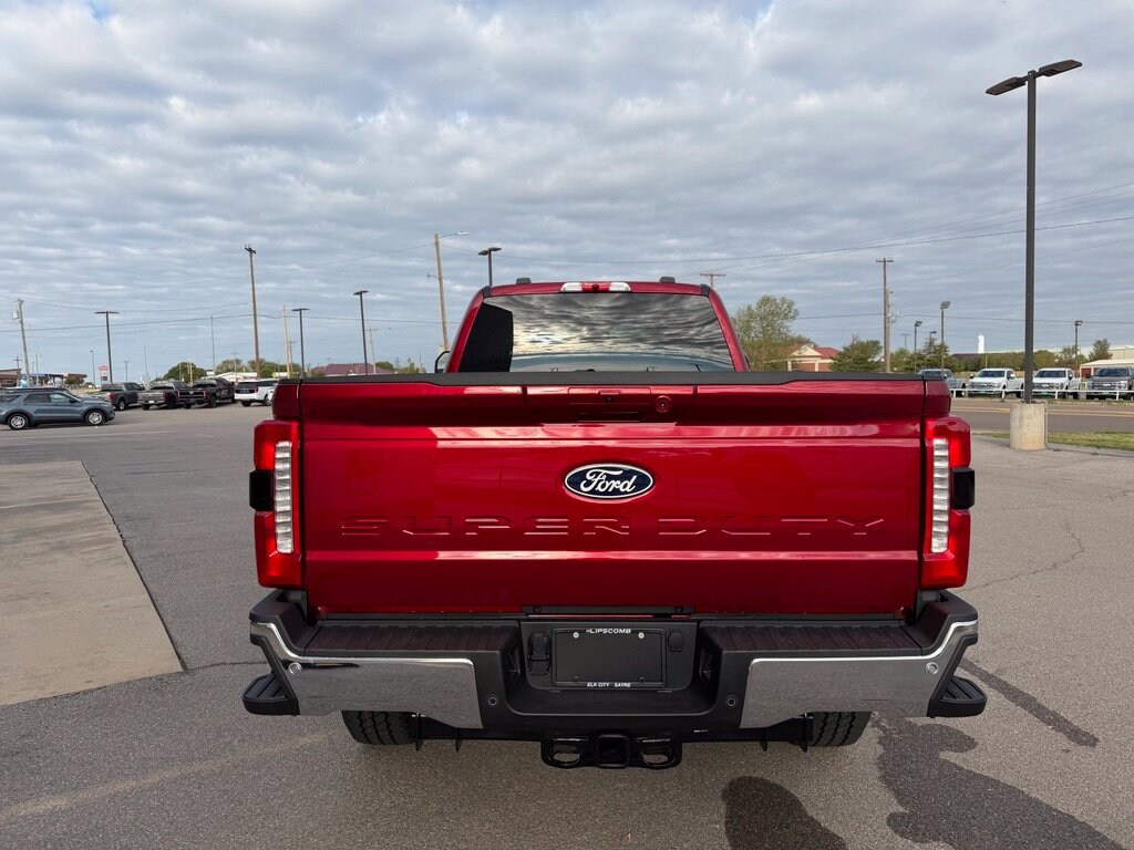 New 2027 Ford F-350SD Lariat Truck