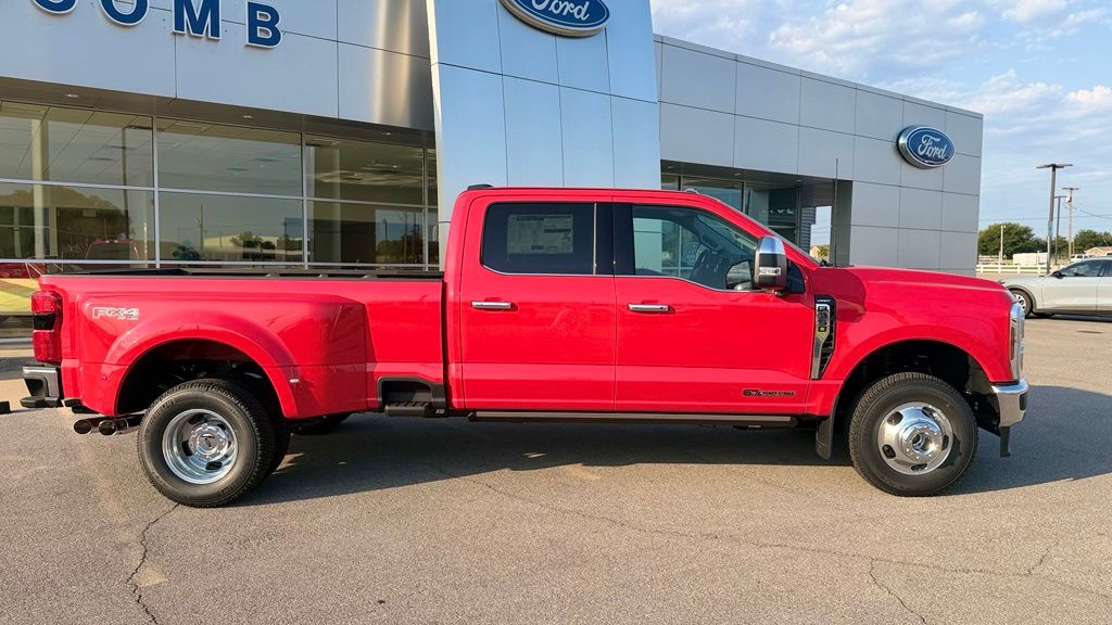 New 2026 Ford F-350SD Lariat Truck