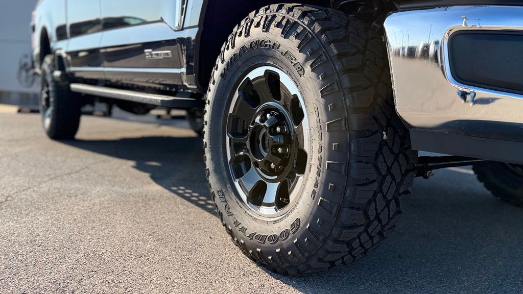 New 2026 Ford F-250SD Lariat Truck