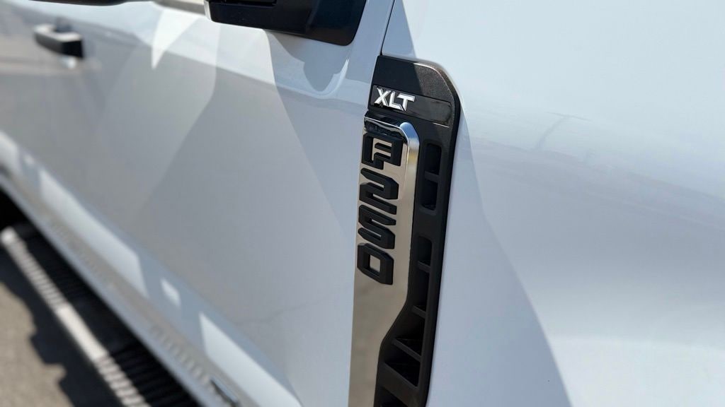 New 2026 Ford F-250 Truck Crew Cab