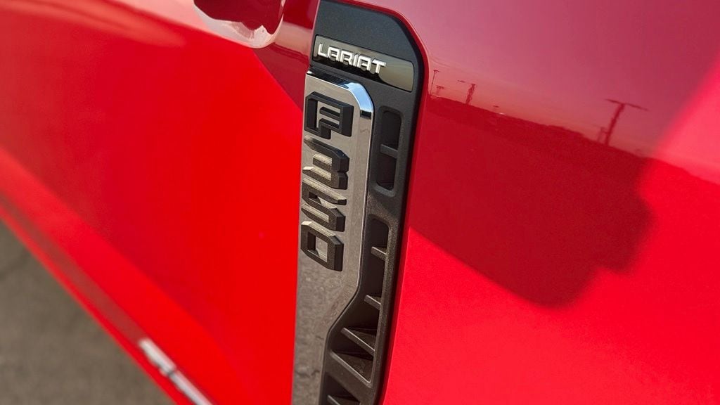 New 2026 Ford F-350SD Lariat Truck