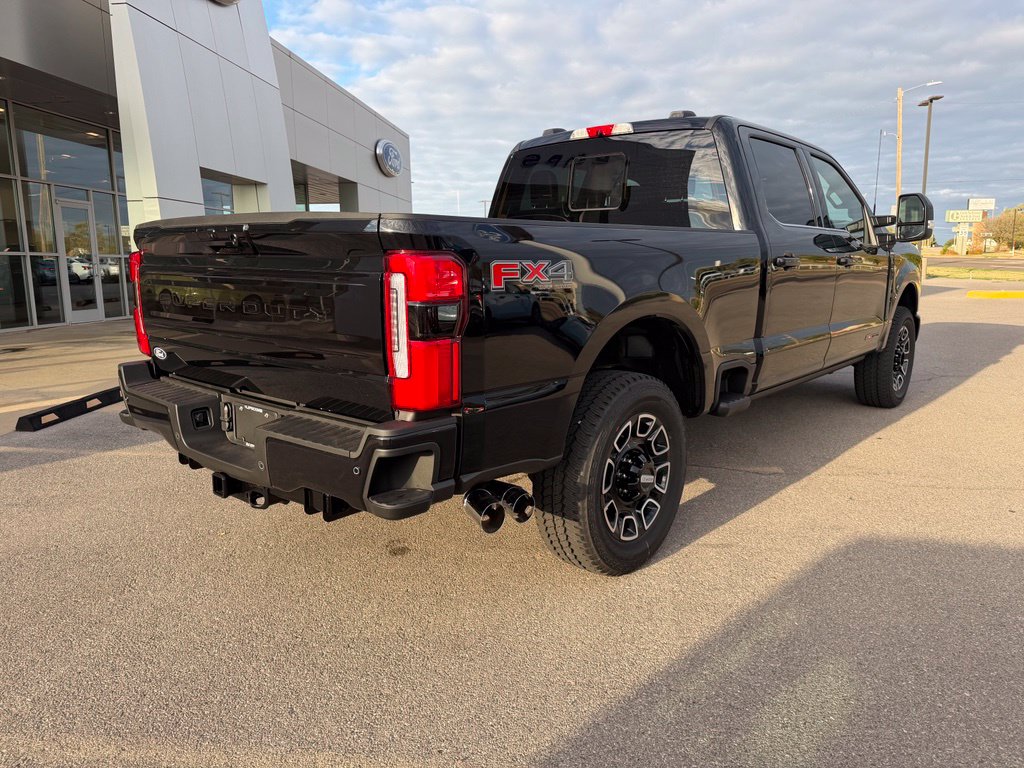 New 2027 Ford F-250SD Platinum Truck
