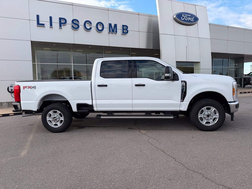 New 2027 Ford F-250SD XLT Truck