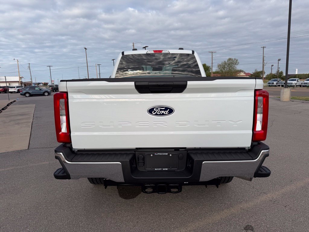 New 2027 Ford F-250SD XLT Truck