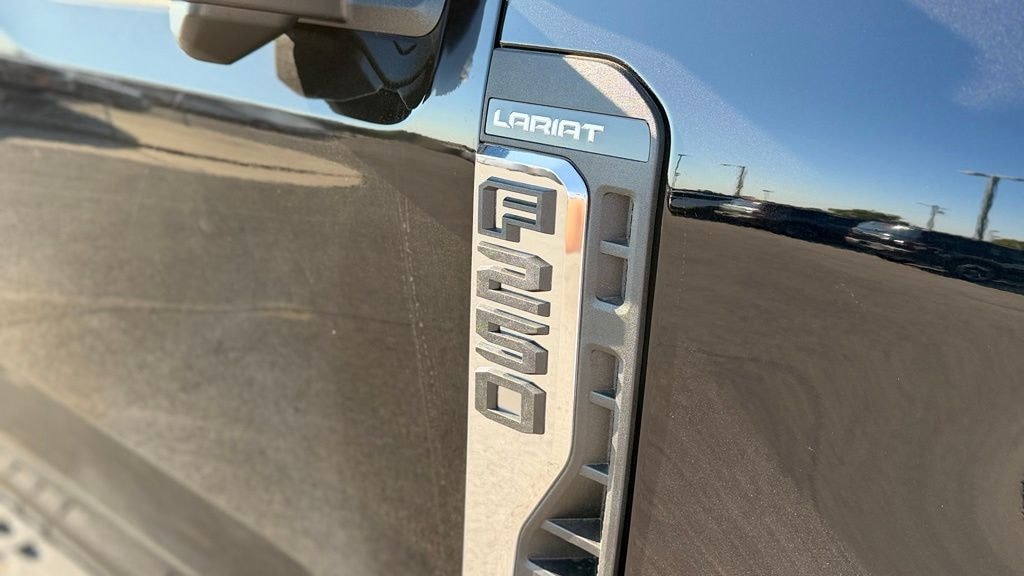 New 2026 Ford F-250SD Lariat Truck