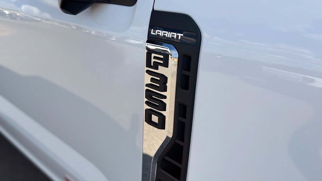 New 2027 Ford F-350SD Lariat Truck