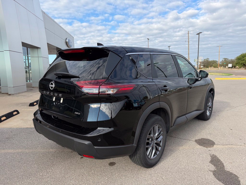 Used 2026 Nissan Rogue SV SUV