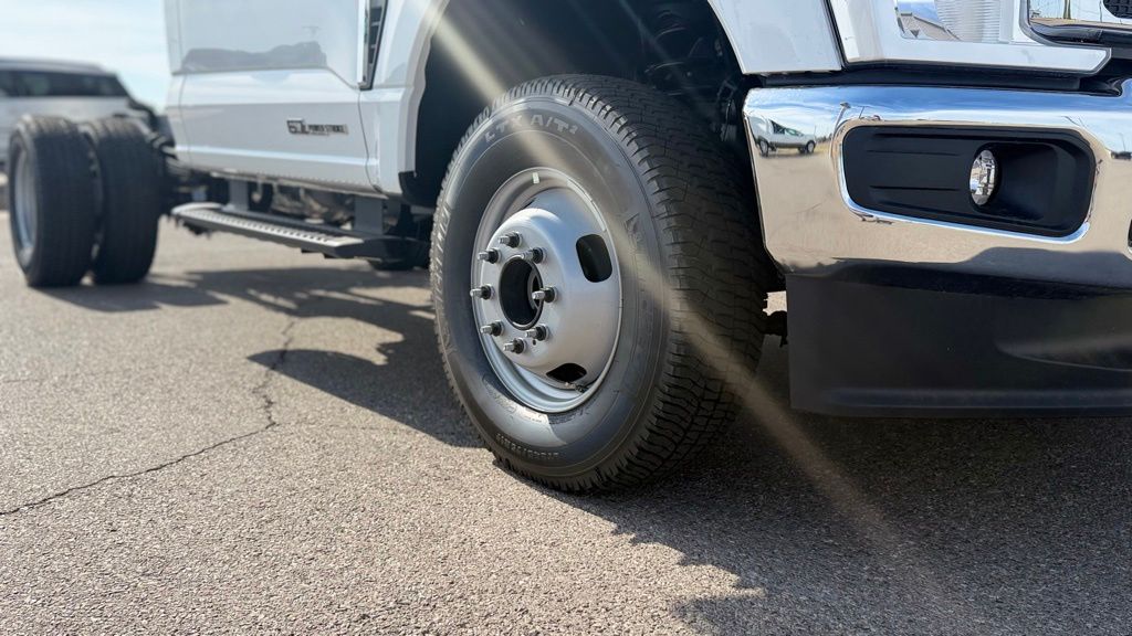New 2026 Ford F-350SD XL Chassis