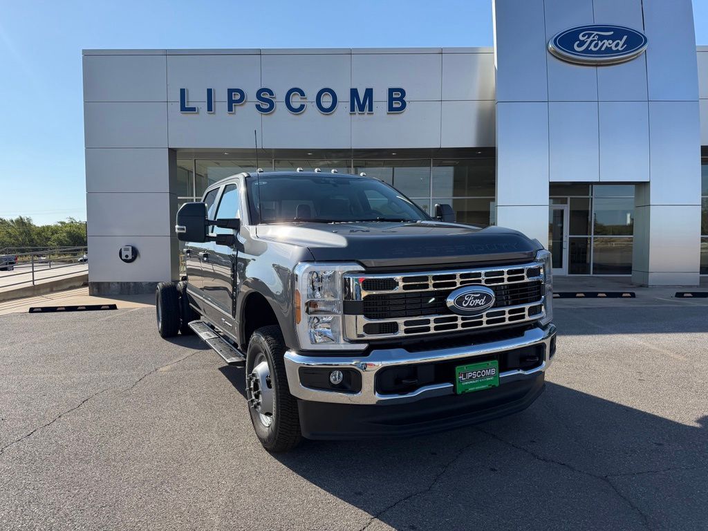  Ford F-350SD