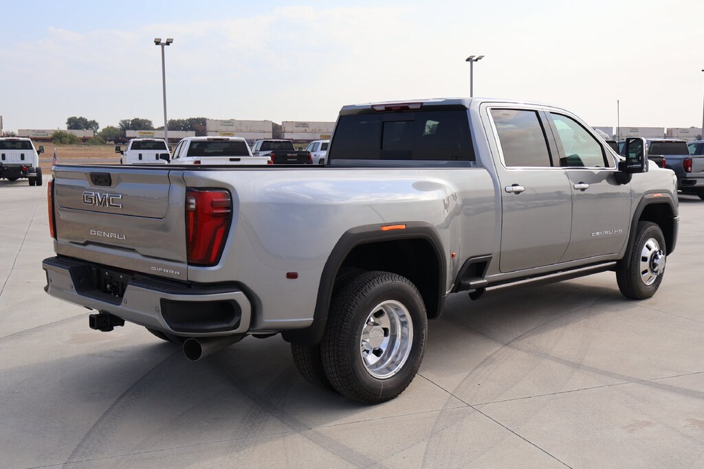 New 2026 GMC Sierra 3500 HD Denali Ultimate DRW Truck