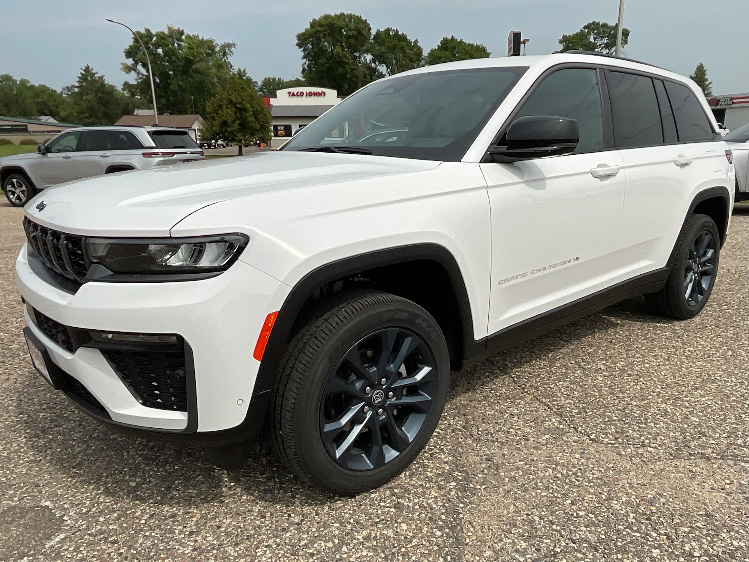 2026 Jeep Grand Cherokee 85th Anniversary Edition