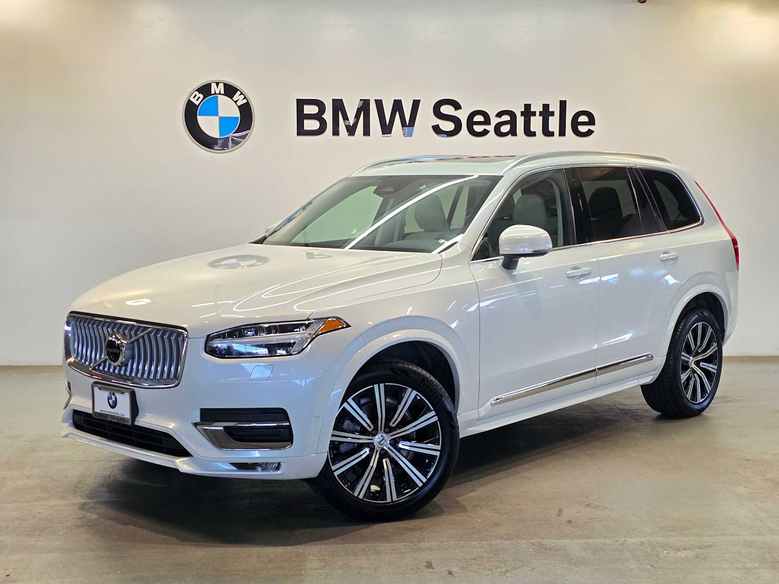 2023 Volvo XC90