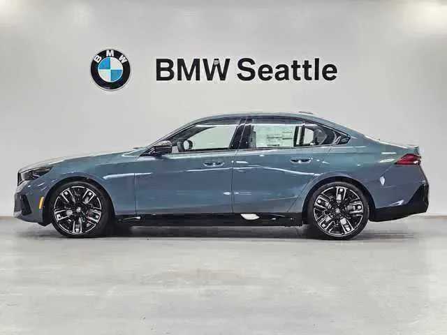 2025 BMW i5