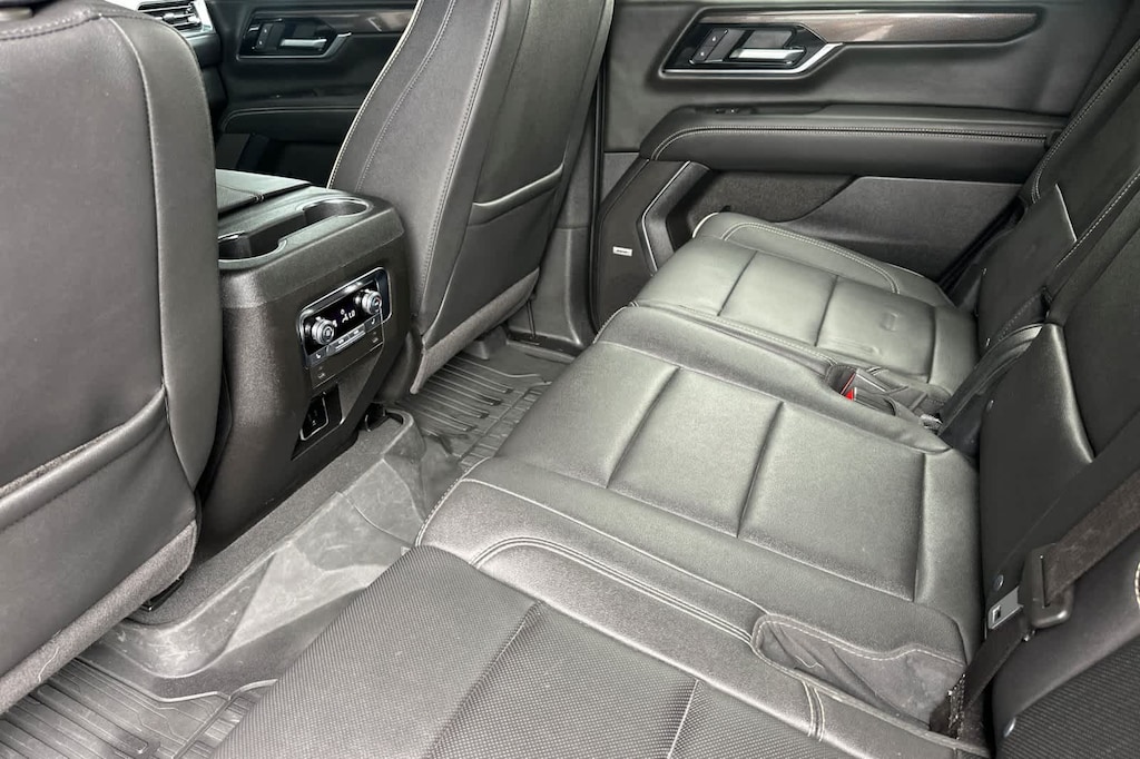 Used 2025 GMC Yukon Elevation SUV