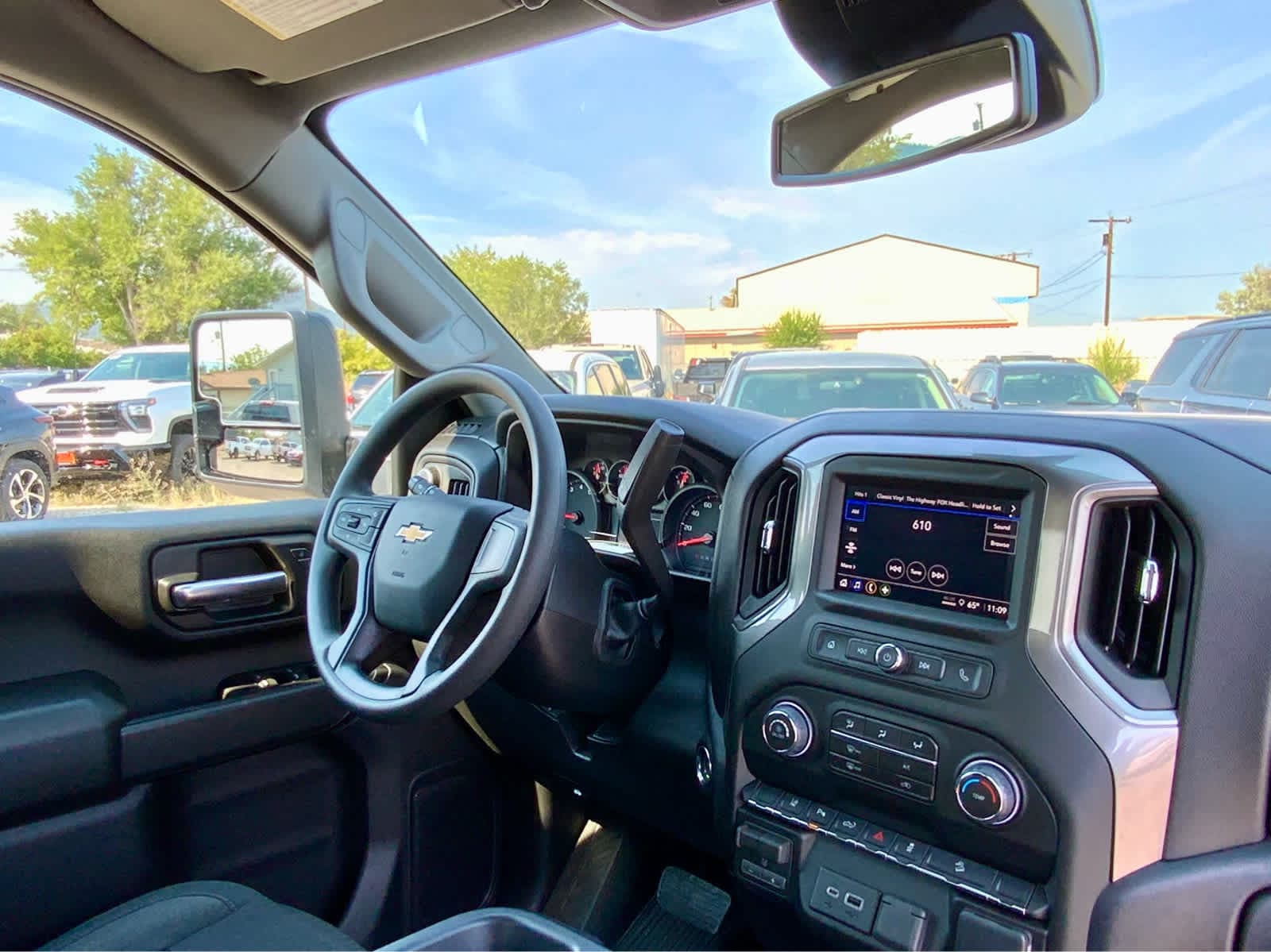 2026 Chevrolet Silverado 2500 HD Custom - Photo 33