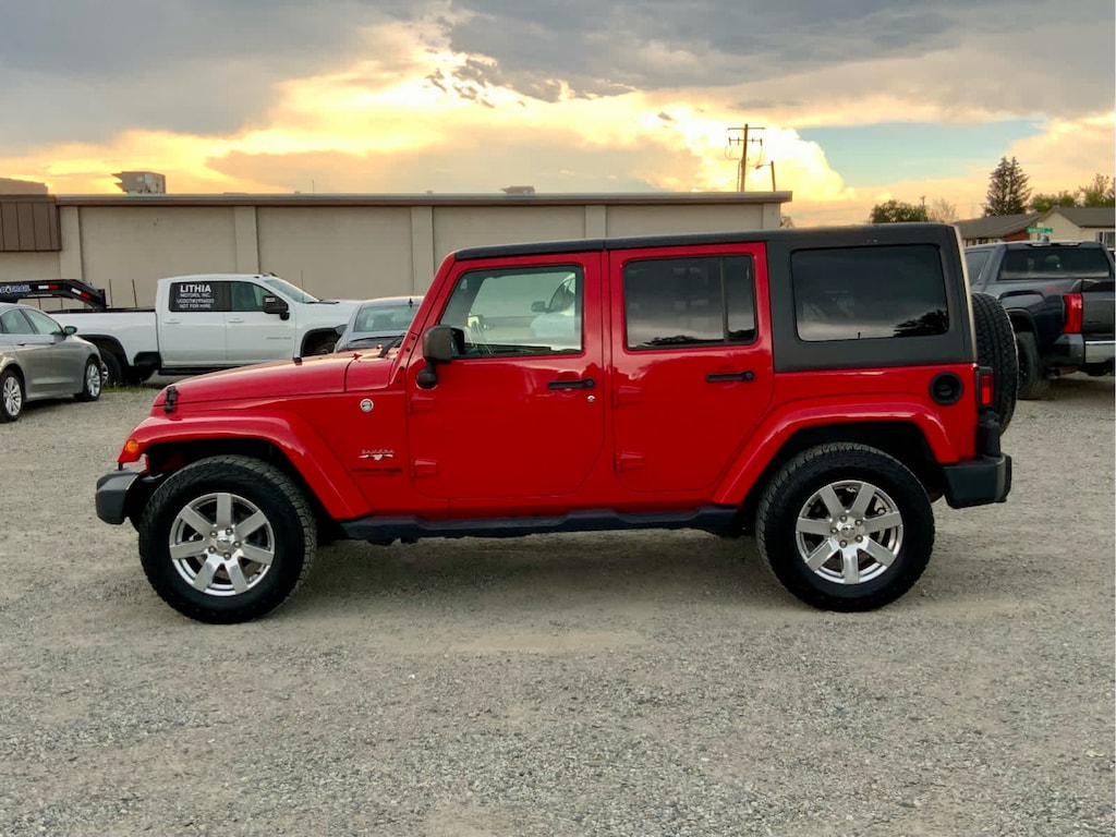 Used 2018 Jeep Wrangler JK Unlimited Sahara SUV