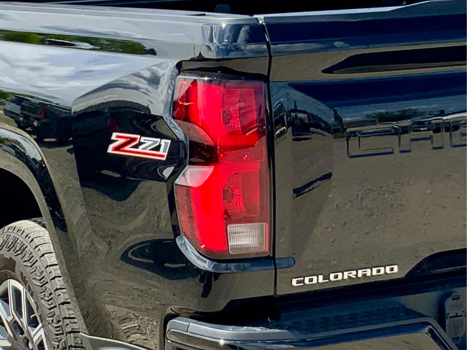 2024 Chevrolet Colorado Z71 - Photo 15