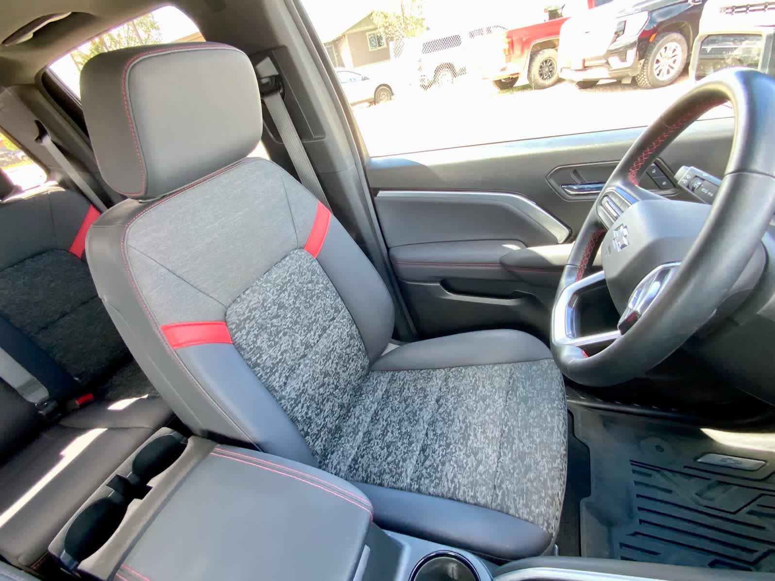 2024 Chevrolet Colorado Z71 - Photo 28