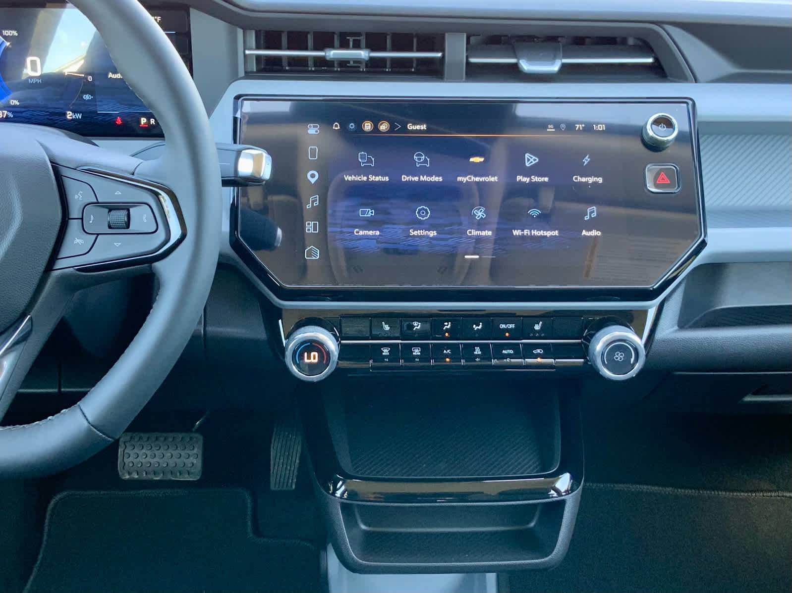 2027 Chevrolet Bolt LT - Photo 32