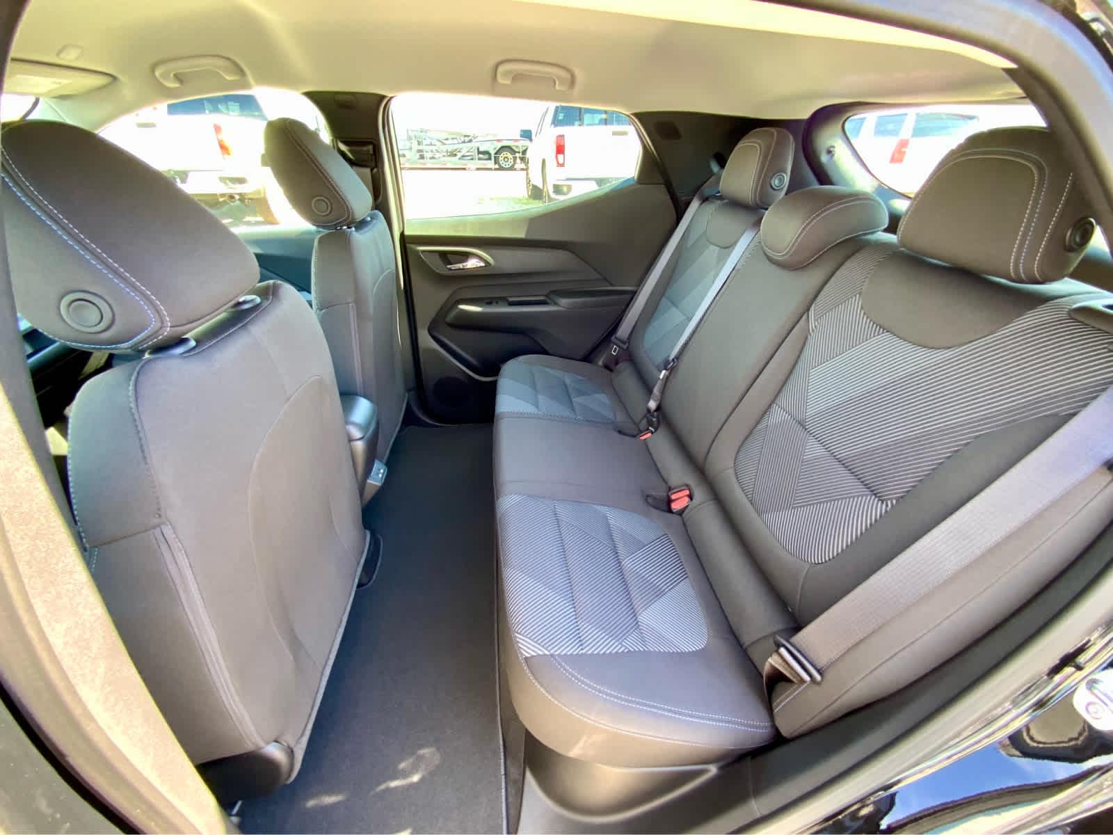 2027 Chevrolet Bolt LT - Photo 21