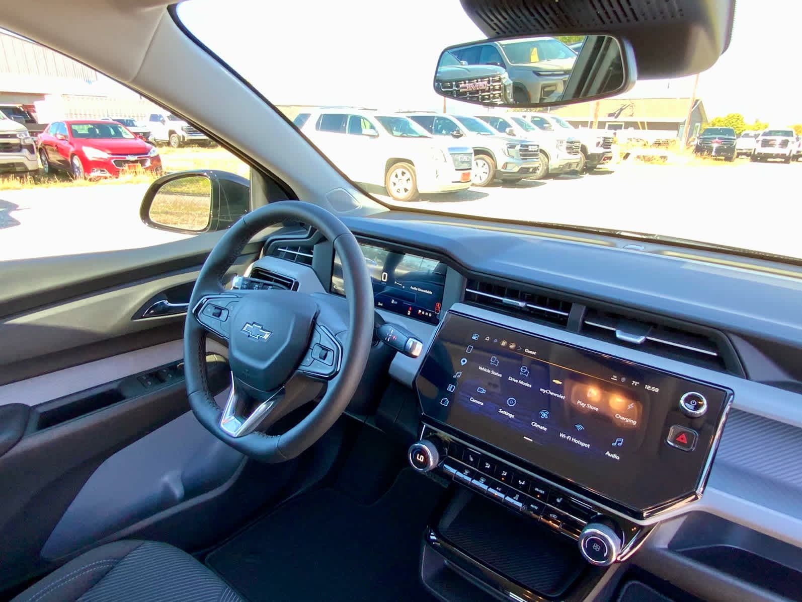 2027 Chevrolet Bolt LT - Photo 27